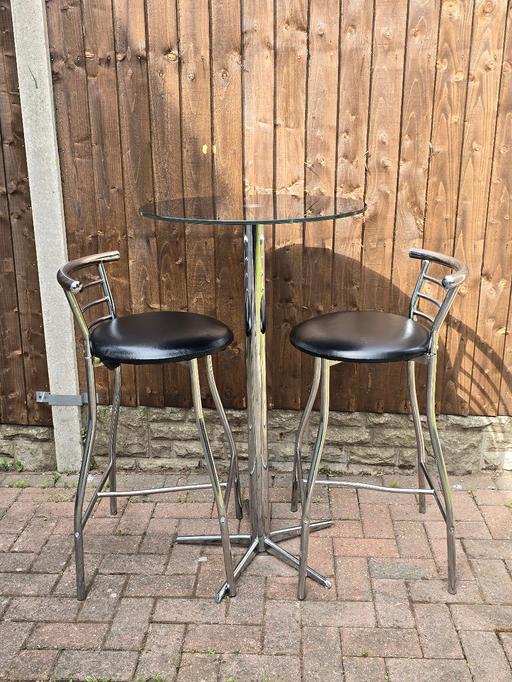 Buy & Sell West Midlands Birmingham - Photos for Barstool and Bistro Table Set
