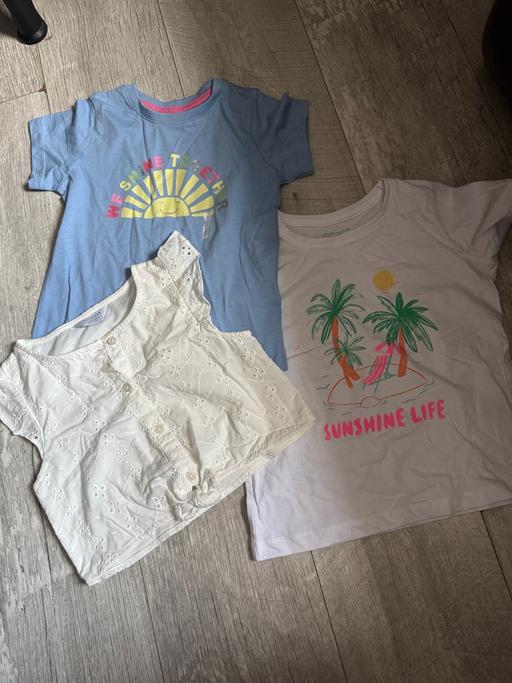 Buy & Sell Central London Cannon Street Station - Central London - Photos for 3 girls tops size 4-5