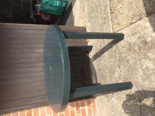 Buy & Sell Hampshire New Forest - Photos for Outdoor Patio Round Garden Dining Table