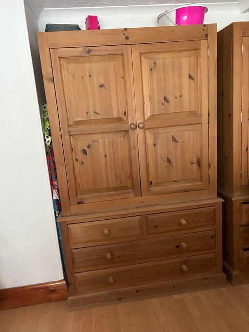 Buy & Sell Essex Basildon - Photos for solid pine wardrobe 