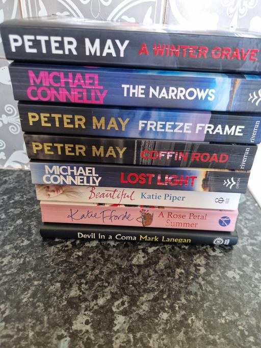 Buy & Sell Leicestershire Leicester - Photos for book bundle x8