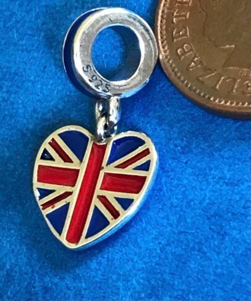 Buy & Sell The Embankment Business Park Stockport - Photos for Genuine 925 Silver Union Jack British Charm