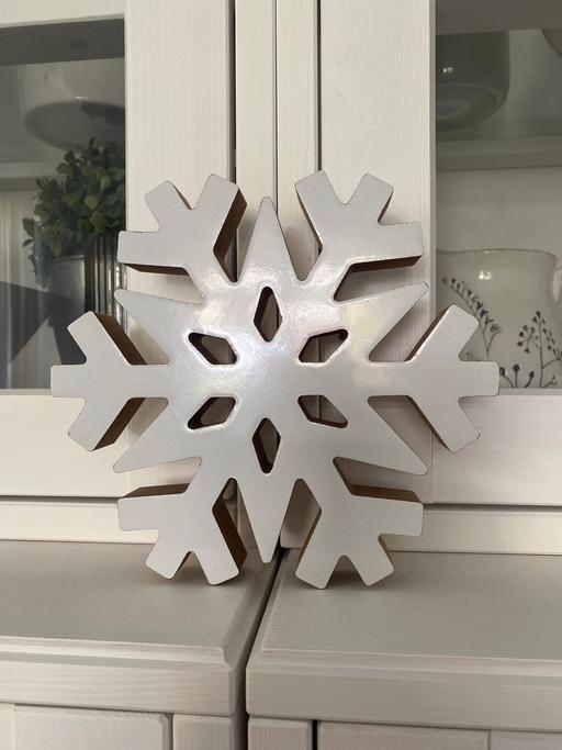 Buy & Sell West Yorkshire Wakefield - Photos for Freestanding snowflake