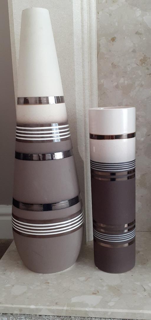 Buy & Sell West Midlands Walsall - Photos for pair of brown/cream vases