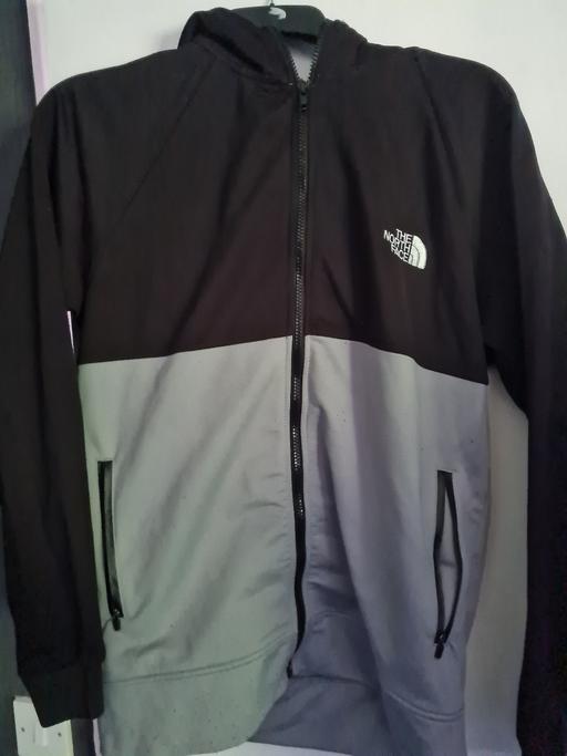 Buy & Sell West Yorkshire Leeds - Photos for North face Jacket/cardigan (clothes)