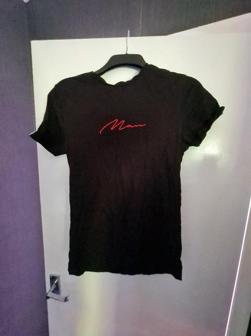 Buy & Sell Pudsey Leeds - Photos for Man T-shirt