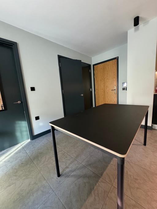 Buy & Sell Brent Wembley - HA9 - Photos for Dining table