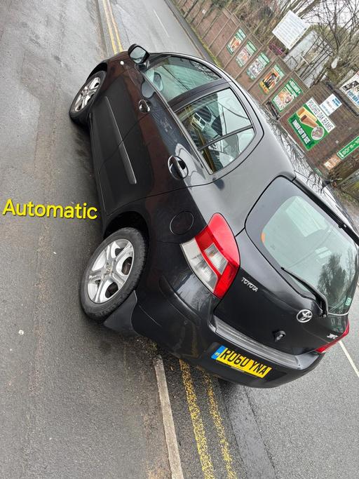 Vehicles West Midlands Sandwell - Photos for Toyota Yaris 2010 1.3 5dr petrol automatic