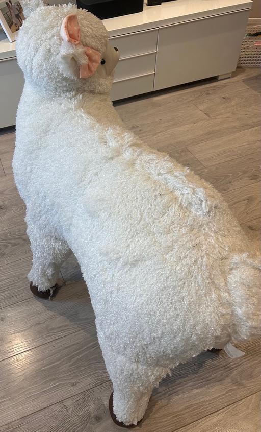 Buy & Sell Hertfordshire Broxbourne - Photos for Large soft woolen sheep