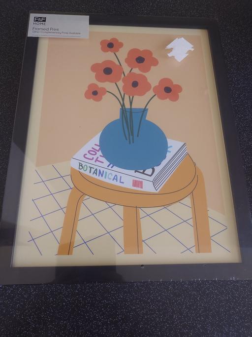 Buy & Sell Leicestershire Charnwood - Photos for Bright floral print in frame