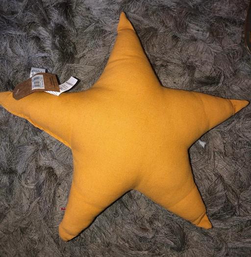 Buy & Sell West Midlands Wolverhampton - Photos for New star cushion
