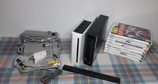 Buy & Sell East London All Saints - East London - Photos for Nintendo wii bundle