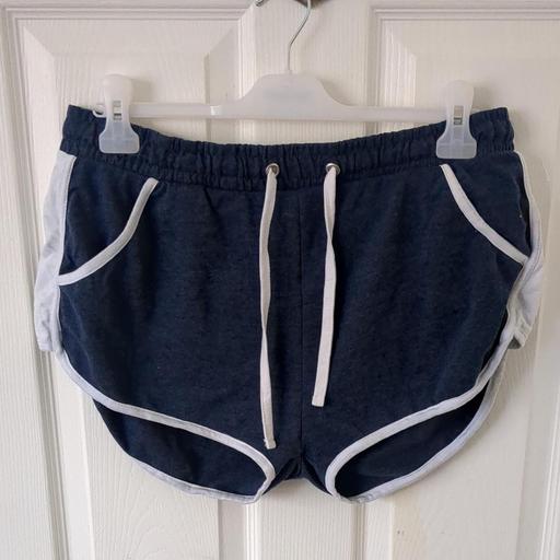 Buy & Sell Welling Bexley - Photos for Select navy and white shorts Size 16