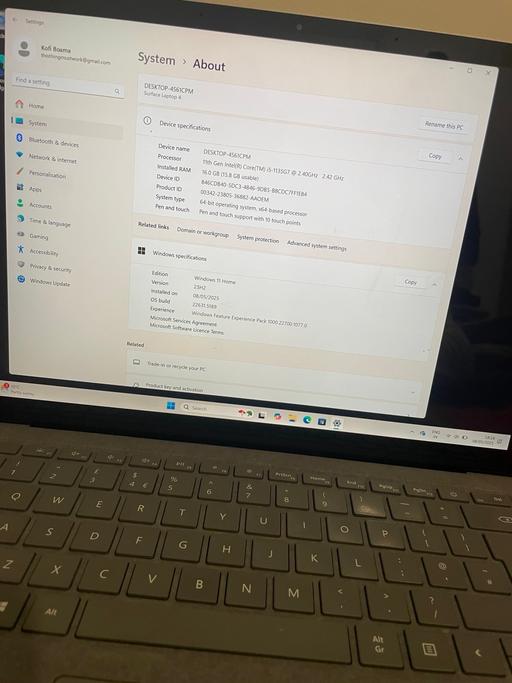 Buy & Sell East London Seven Kings - East London - Photos for Microsoft surface laptop 4