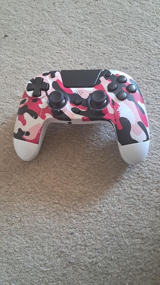 Buy & Sell Warwickshire Stratford-on-Avon - Photos for Ps4 Controller