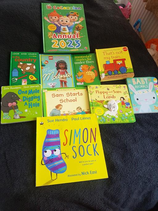 Buy & Sell South Yorkshire Sheffield - Photos for bundle of Childrens books