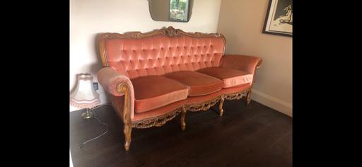 Buy & Sell South East London Albany Park - DA5 - Photos for ANTIQUE VELVET SOFA