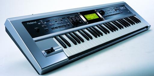 Buy & Sell North London Finchley - North London - Photos for Roland GW7 Piano/Keyboard