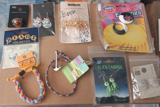 Buy & Sell Thatto Heath Saint Helens - Photos for Collection of new jewellery