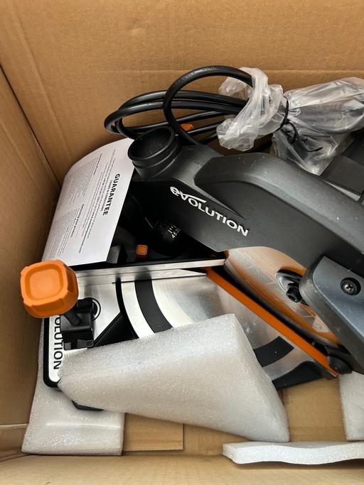 Buy & Sell Cheshire East Crewe - Cheshire East - Photos for Brand new Evolution mitre saw