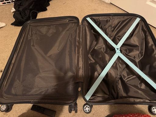 Buy & Sell West Yorkshire Leeds - Photos for Tripps hard case large suitcase