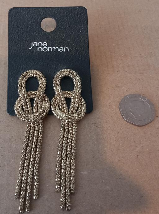 Buy & Sell Thatto Heath Saint Helens - Photos for jane norman gold plated knot earrings