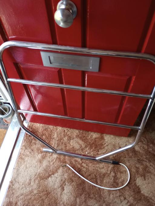 Buy & Sell Worcestershire Bromsgrove - Photos for Chrome Wall Heated Towel Rail