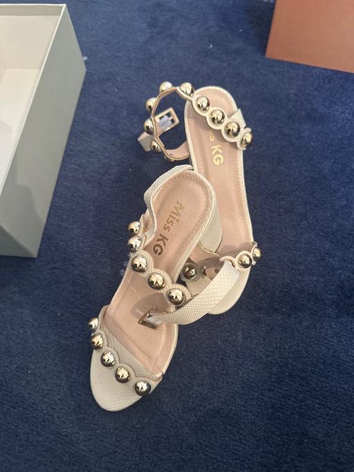 Buy & Sell Brockmoor Dudley - Photos for Kurt Geiger sandals