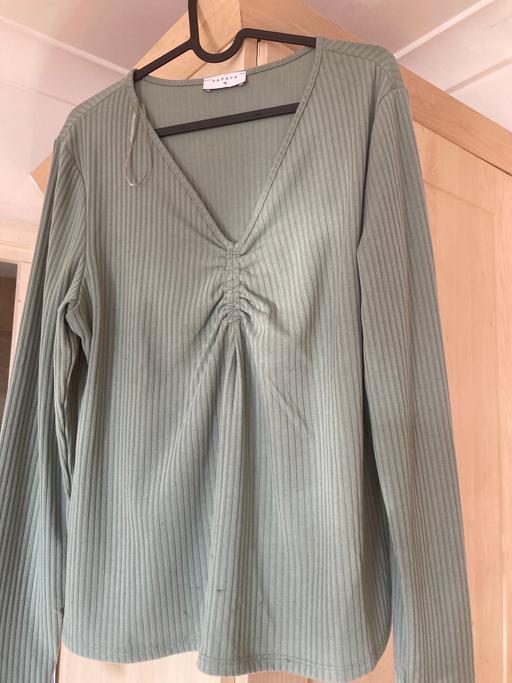 Buy & Sell Cricklewood North West London - Photos for Ladies top