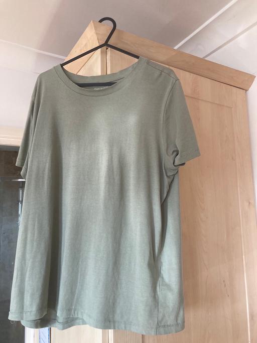 Buy & Sell Cricklewood North West London - Photos for Ladies top