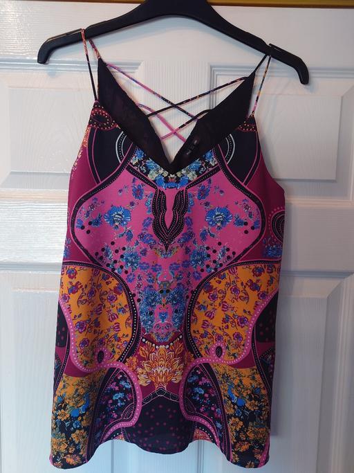 Buy & Sell Woodthorpe Charnwood - Photos for Women's patterned strap top size 8