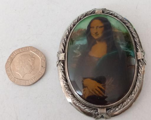 Buy & Sell Thatto Heath Saint Helens - Photos for vintage sterling silver mona Lisa brooch
