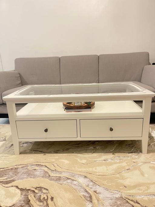 Buy & Sell East London Commercial Road - East London - Photos for Coffee table (White)