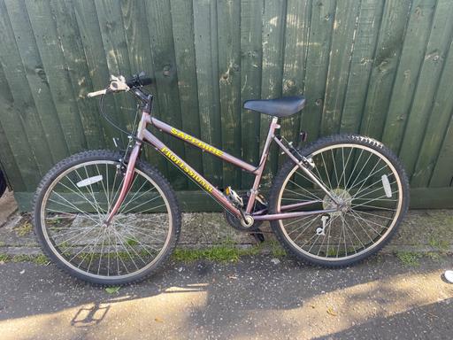 Buy & Sell Peterborough Old Fletton - Peterborough - Photos for Ladies professional sapphire bike