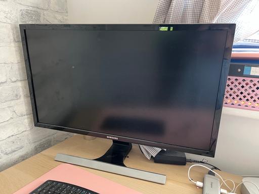 Buy & Sell West Midlands Dudley - Photos for Samsung monitor 28”
