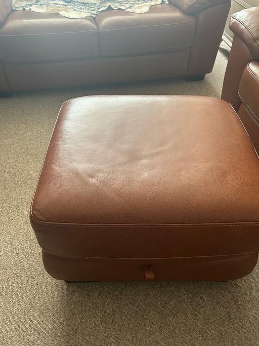 Buy & Sell Hertfordshire Broxbourne - Photos for DFS storage footstall