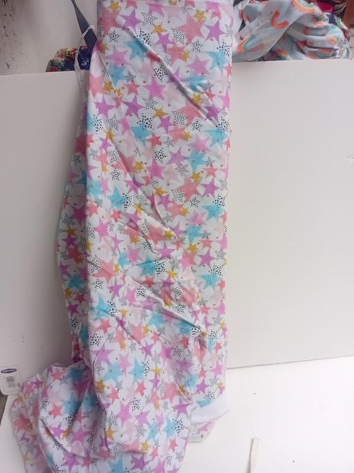 training North London Upper Holloway - North London - Photos for Cotton Stars Fabric Roll around 9 meters