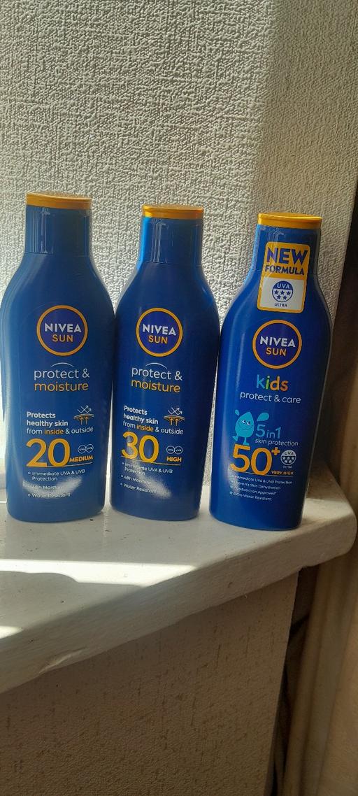 Buy & Sell West Midlands Birmingham - Photos for 3 nivea sun lotions 200mls