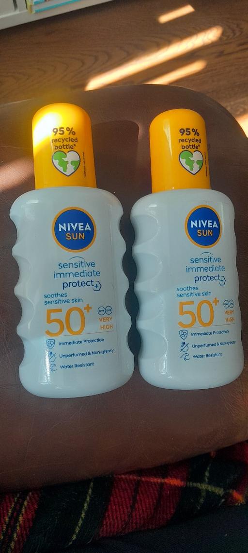 Buy & Sell West Midlands Birmingham - Photos for 2 nivea sensitive sunsprays