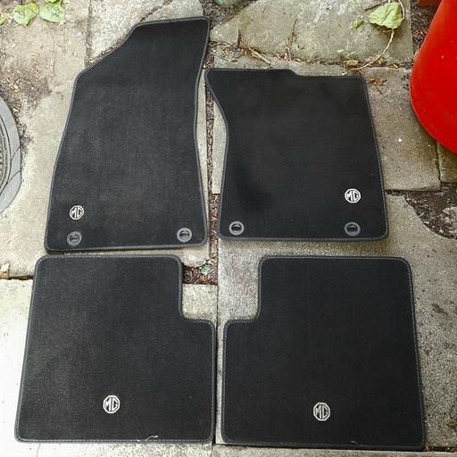 Vehicles Lancashire South Ribble - Photos for MG ZS CAR MATS