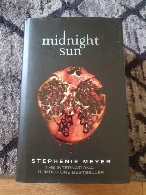 Buy & Sell West Midlands Wolverhampton - Photos for Twilight Book