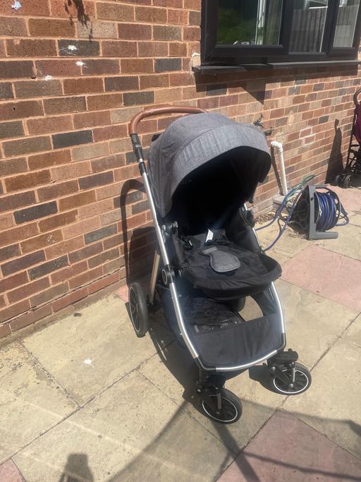 Buy & Sell West Midlands Dudley - Photos for Cuggl ebony deluxe pram pushchair grey (2.17)