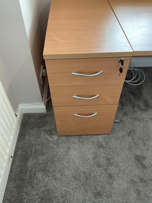 Buy & Sell Gloucestershire Forest of Dean - Photos for Large corner home office desk.