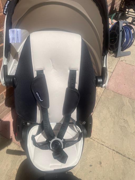 Buy & Sell West Midlands Dudley - Photos for SMARTRIKE STR7 pushchair pram black & white