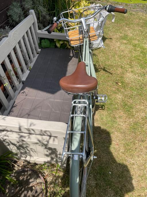 Buy & Sell West London Hounslow - Photos for Loft Electra 7i step through bicycle