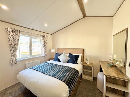 Residential Property Essex Tendring - Photos for CHEAP CARAVANS AND LODGES FOR SALE IN ESSEX