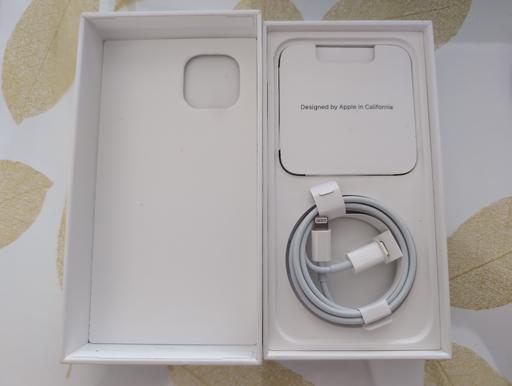 Buy & Sell North West London Harrow - Photos for BN Apple iPhone 13 charging cable + empty box