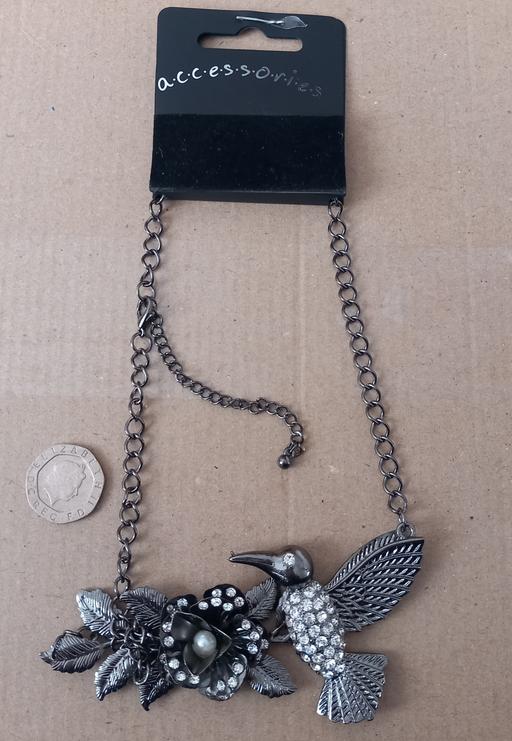 Buy & Sell Thatto Heath Saint Helens - Photos for Hummingbird statement necklace