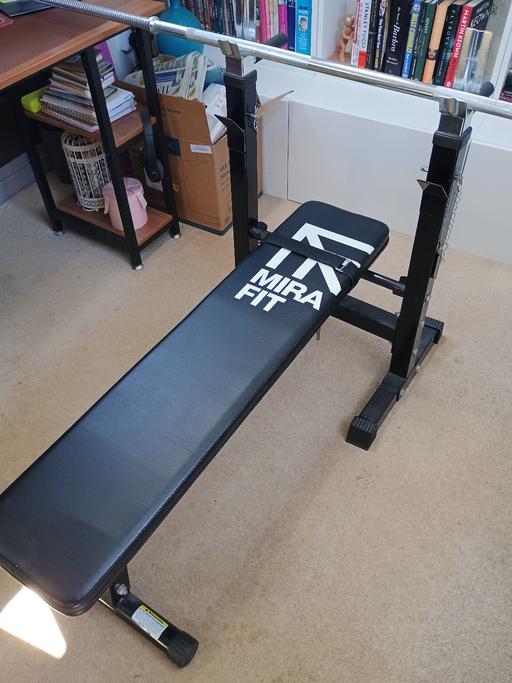 Buy & Sell Hertfordshire Hertsmere - Photos for Weight bench and equipment