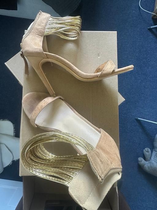 Buy & Sell Barking and Dagenham Dagenham - Barking and Dagenham - Photos for Good heels size 5
